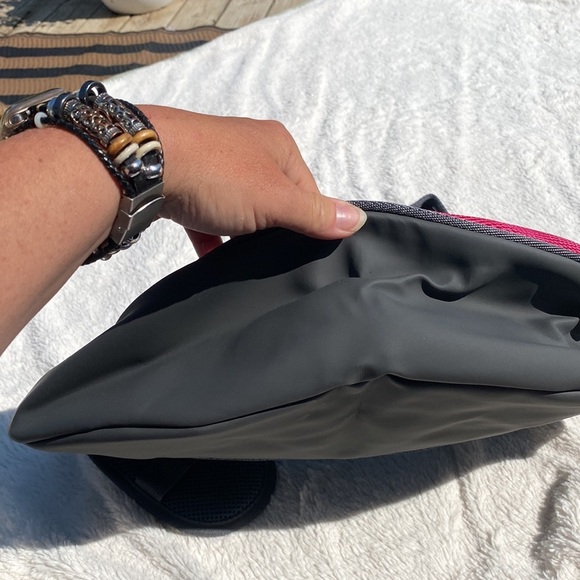 Dog/ Cat Sling Carrier​​ - Picture 8 of 8